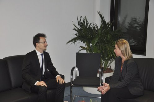 Szijjártó Péter külgazdasági és külügyminiszter, Federica Mogherini uniós főképviselő, Brüsszel 